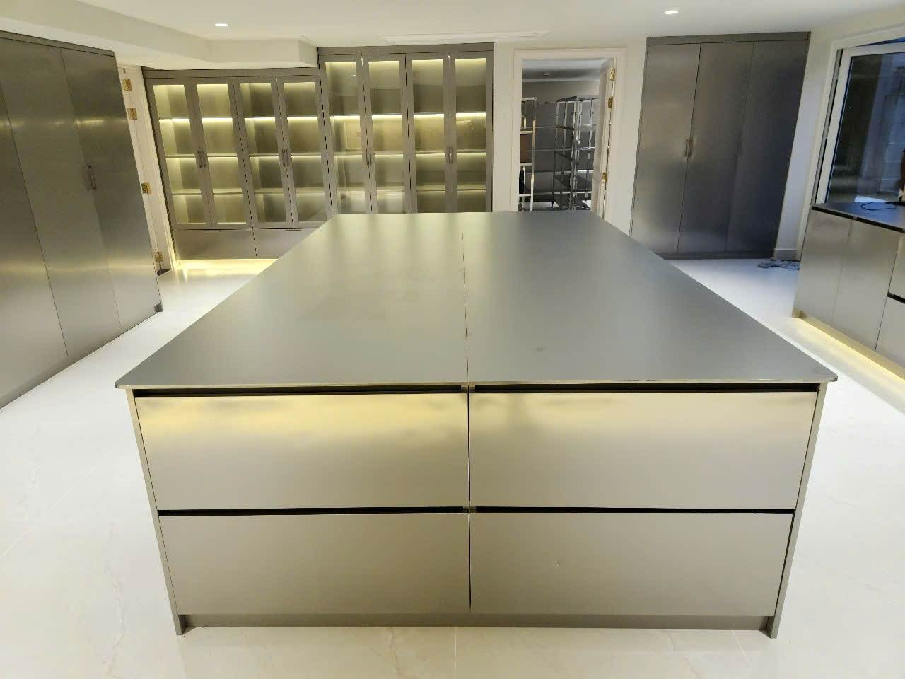 Công trình Chị Tiên, Q.2- Tủ bếp Inox 304 Caro - Cánh Inox Caro