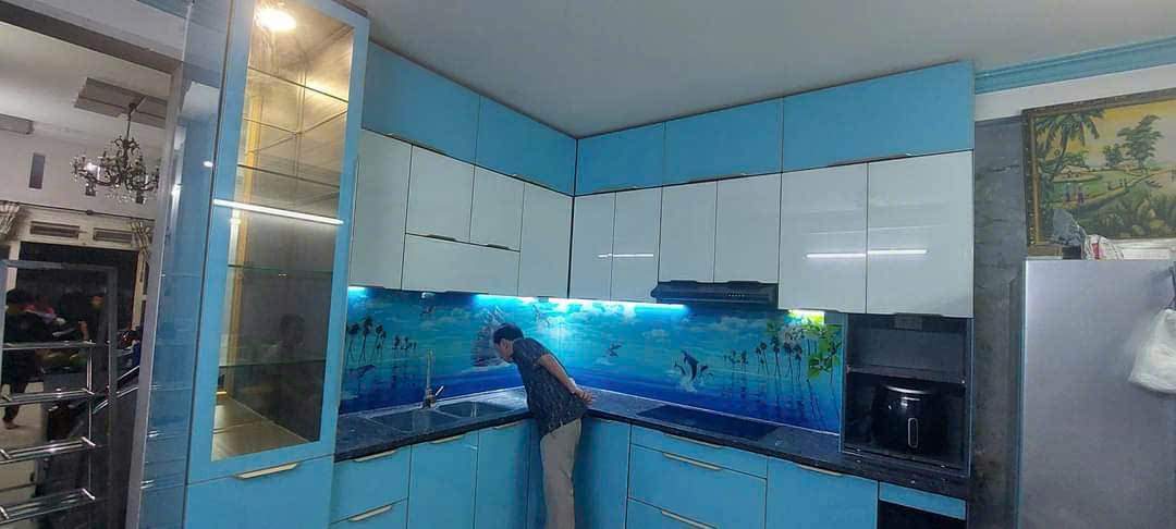 Tủ Bếp Nhôm Hợp Kim Lá Ghép