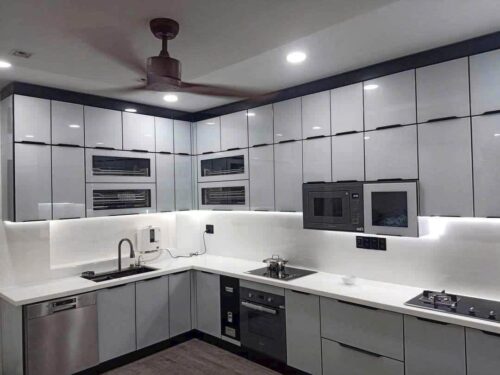 Tủ Bếp Nhôm Cánh Kính