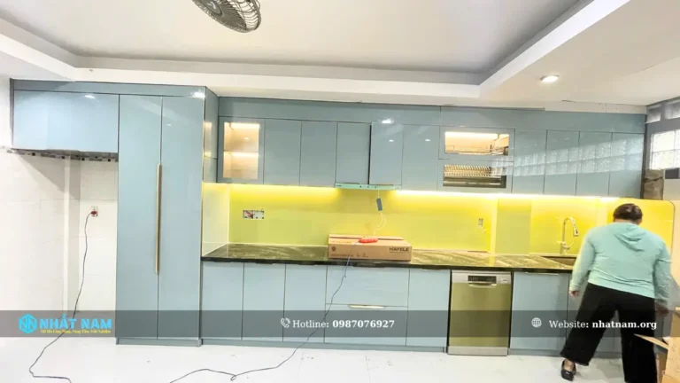 Công trình Anh Thanh, Tân Bình - Tủ bếp Inox 304 Caro Cánh Kính