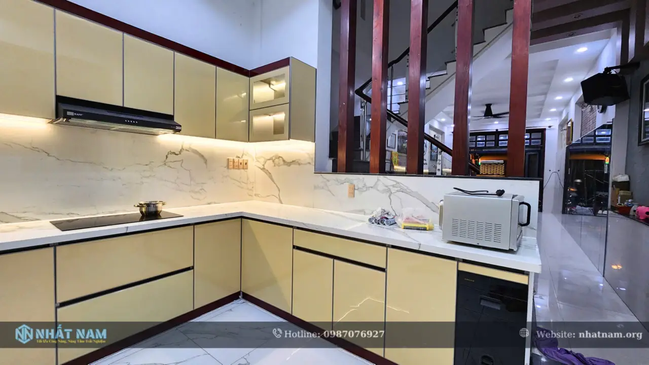 Công trình Chị Hằng Q.12- Tủ bếp Inox 304 Caro - Cánh Inox Caro