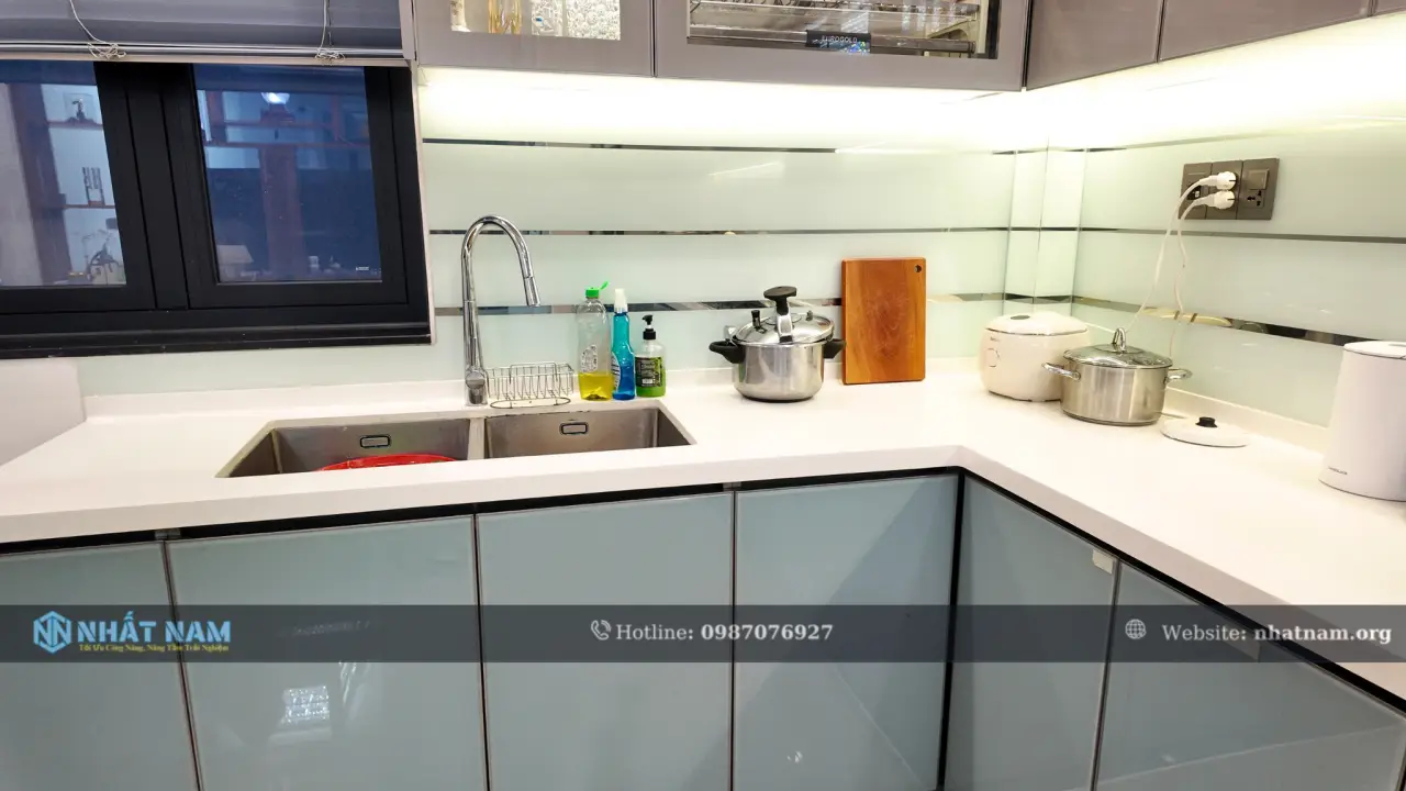 Công trình A. Hiếu Q.12 - Tủ bếp Inox 304 Caro - Cánh Inox Caro