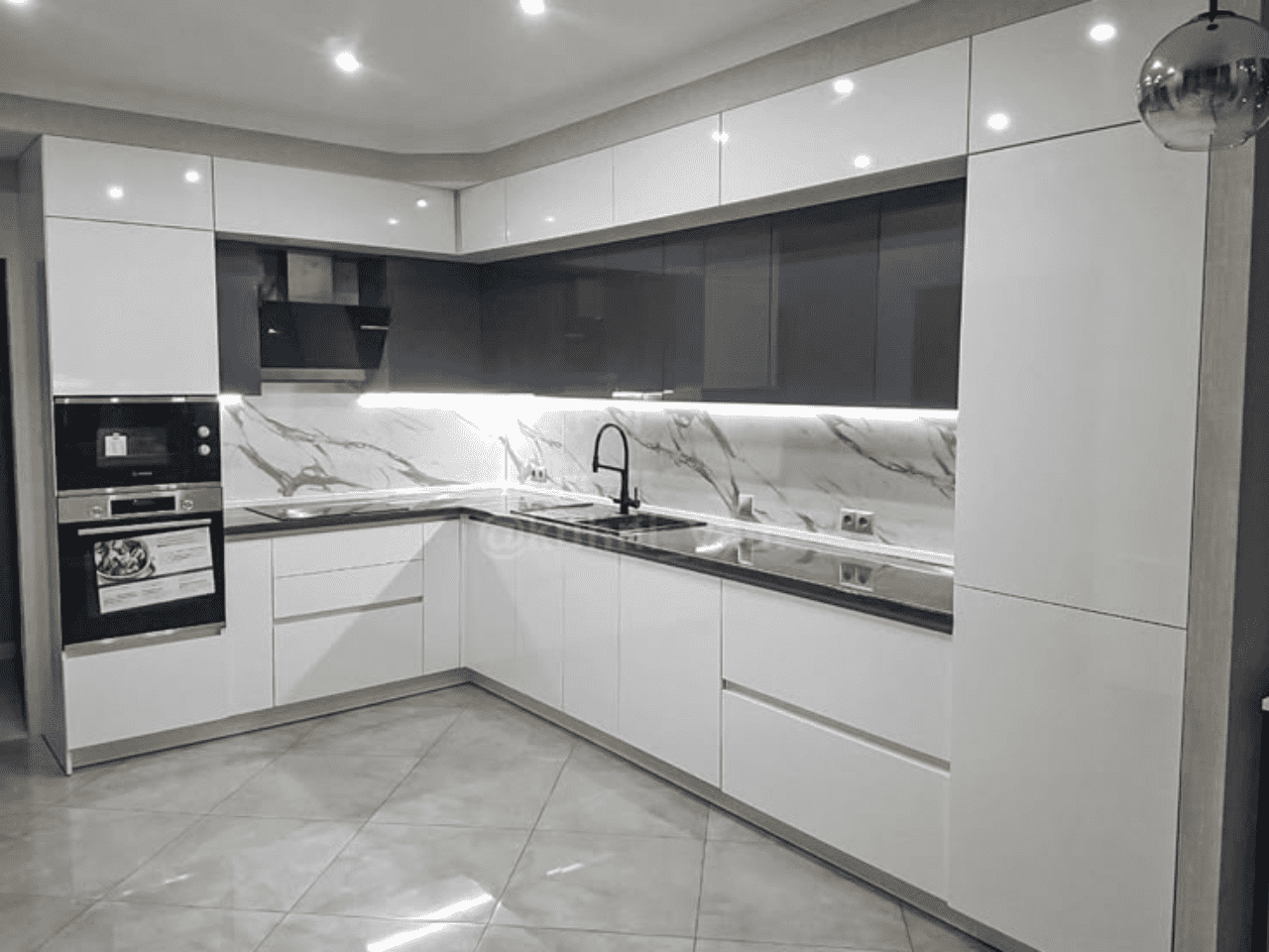 Tủ bếp Inox cánh Acrylic