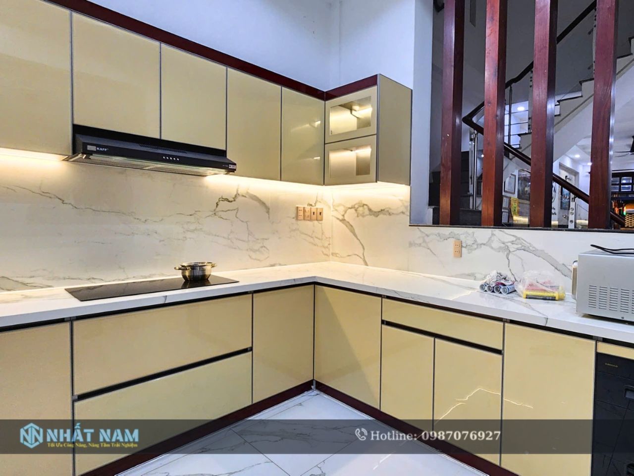 tu_bep_inox_cao_cap_Nhat_Nam (6) Tủ Bếp Inox Cao Cấp – Cánh Kính Mờ Chống Bám Vân Tay