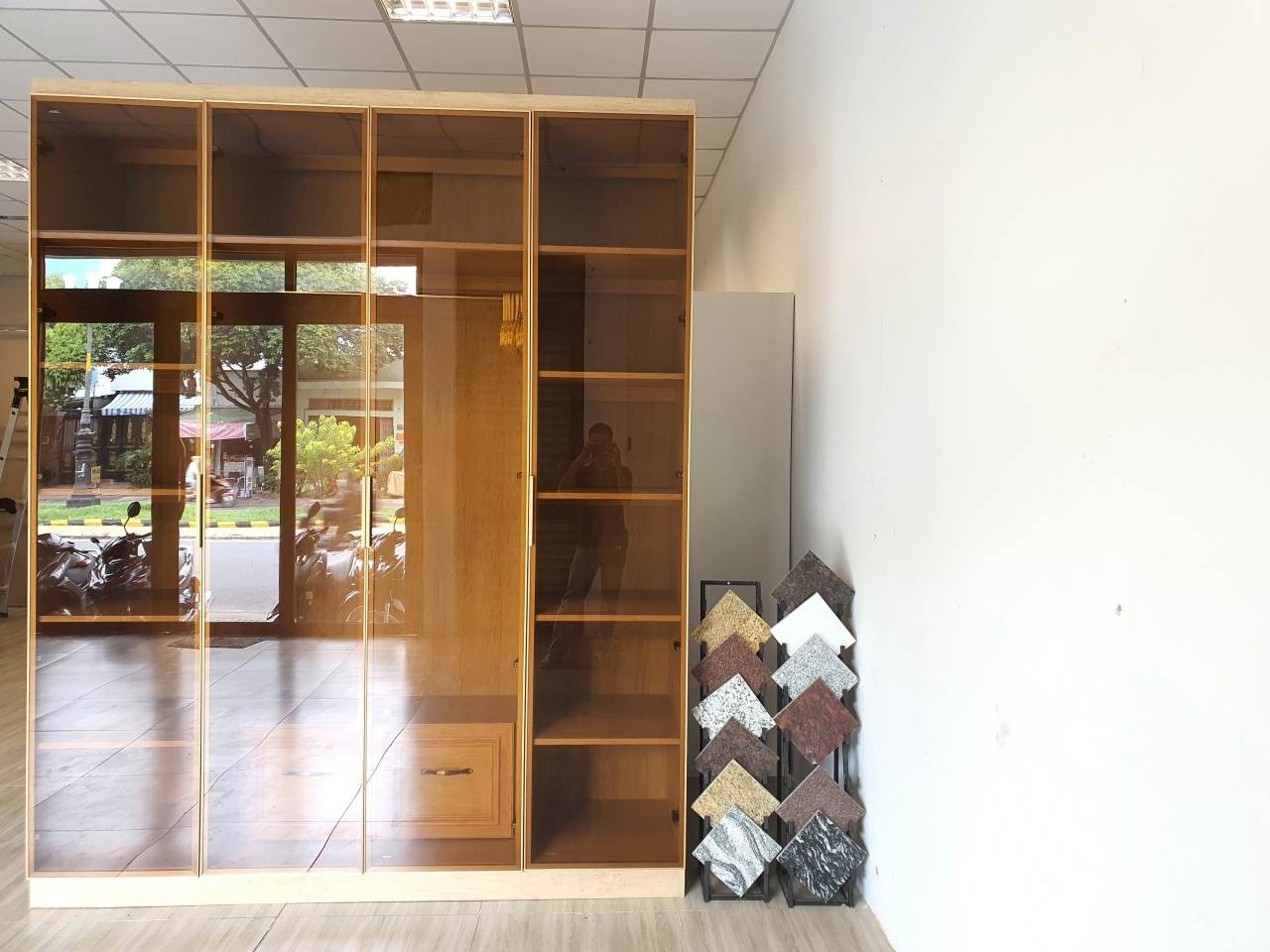 tủ áo cánh kính an cường