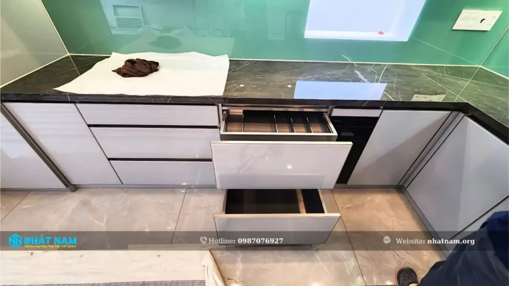 Công Trình Anh Cường, Bến Cát - Tủ Bếp Inox 304 Vân Caro